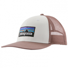 Patagonia P-6 Logo Trucker Hat baseballsapka