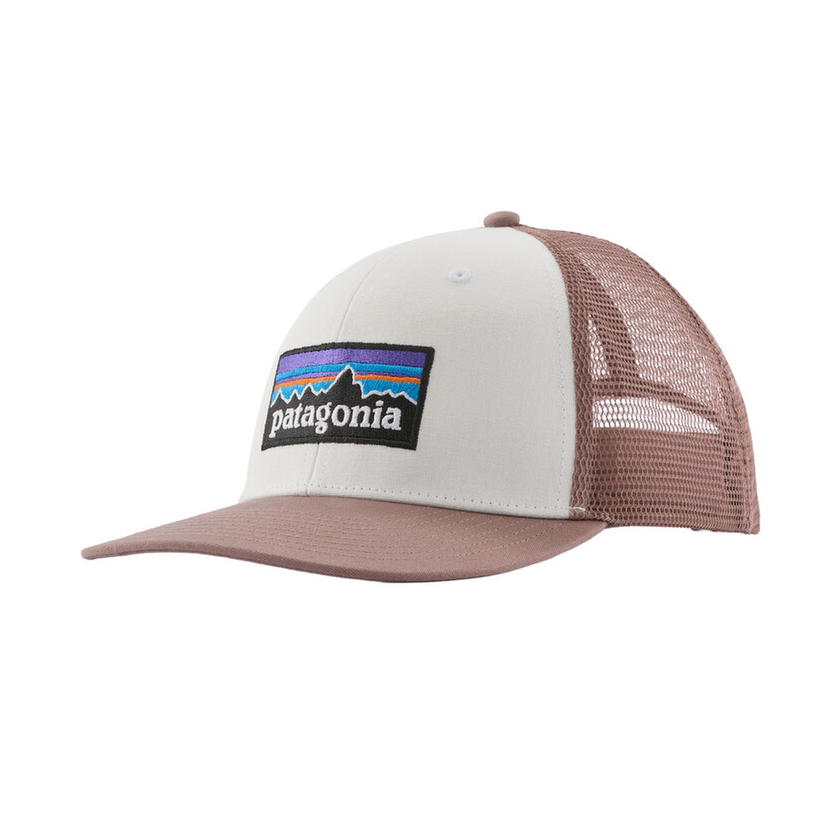 Patagonia P-6 Logo Trucker Hat baseballsapka